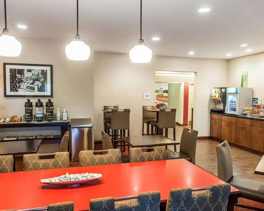 Quality Inn & Suites University Fort Collins Restaurante foto